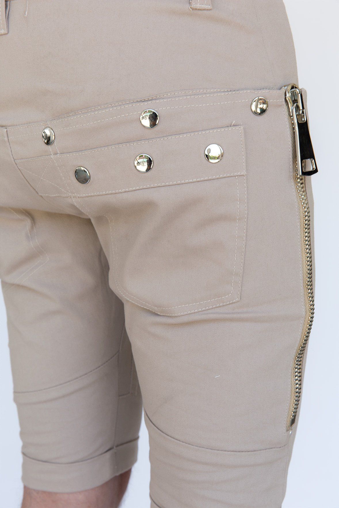 UNZIPPED CLOTHING - Pentagon Shorts