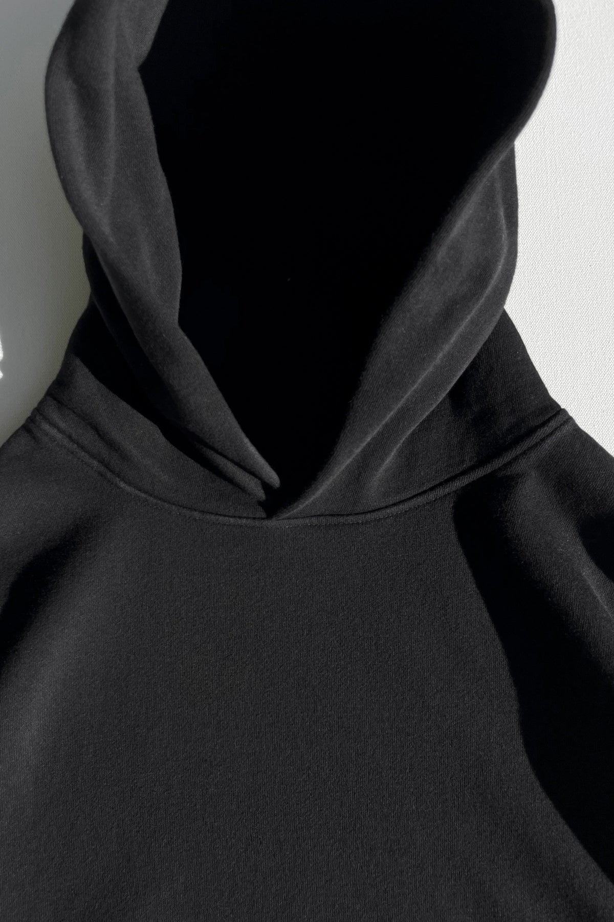 UNZIPPED CLOTHING - Cropped Cordless Hoodies